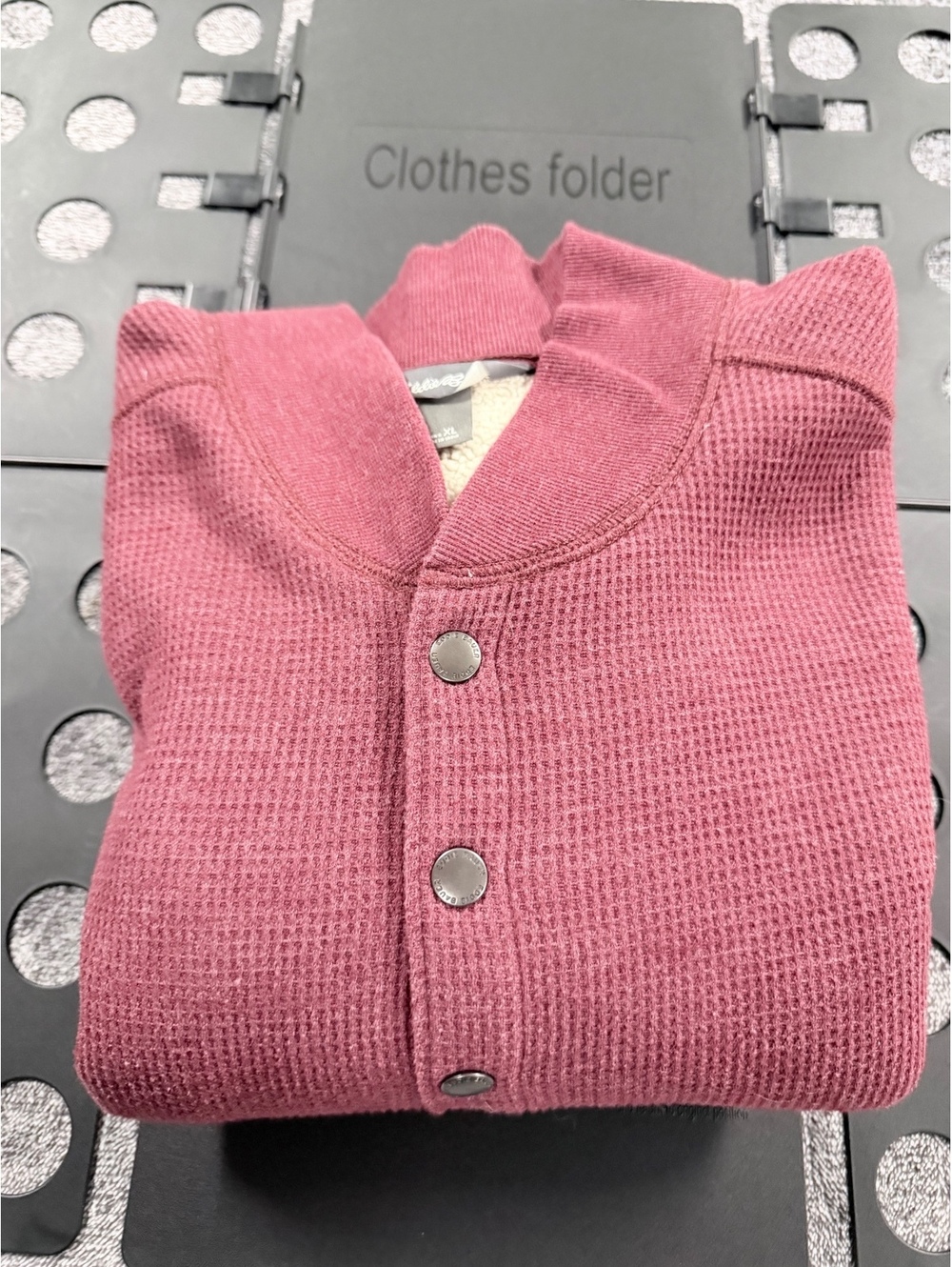 SKU:1344 Eddie Bauer Henley